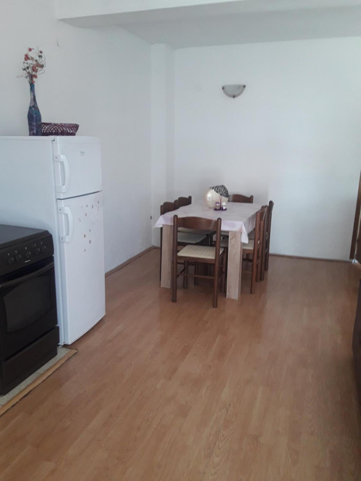 Ferienwohnung Mir Kotor Exterior foto